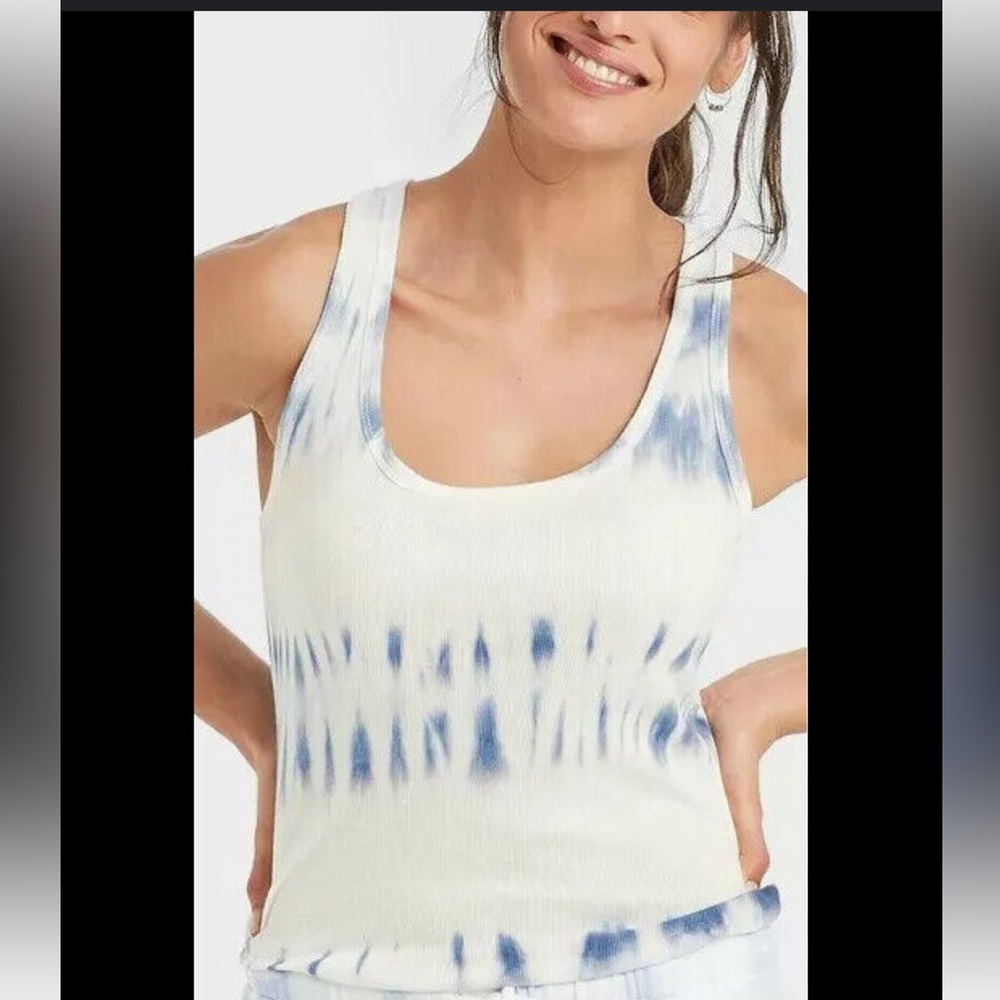 •UNIVERSAL THREAD•WHITE & BLUE RIBBED TIE-DYE RACERBACK TANK TOP SIZE MEDIUM